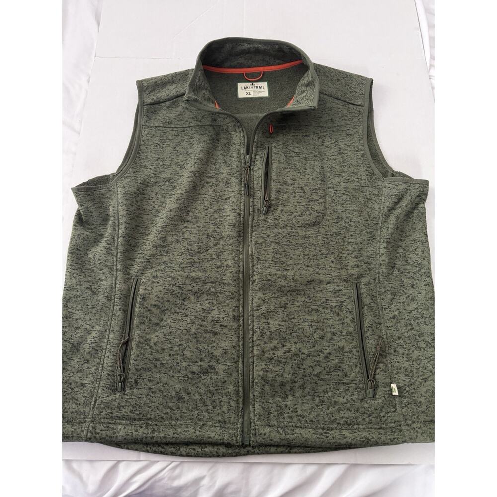 Lake & Trail polyester sherpa zip-up vest in green, size XL
